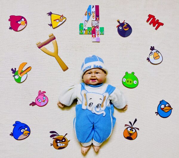 kids 4th month birthday decoration